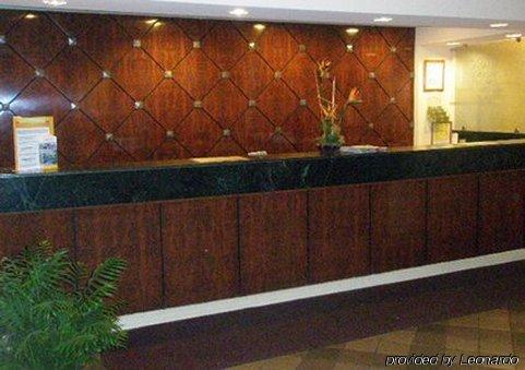 Clarion Hotel Deland Interior photo